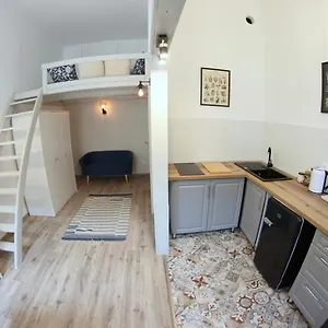 Apartment Cosy Nest